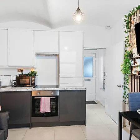 Gioestate Holiday, With Free Parking, Flat33 Brighton Exterior photo