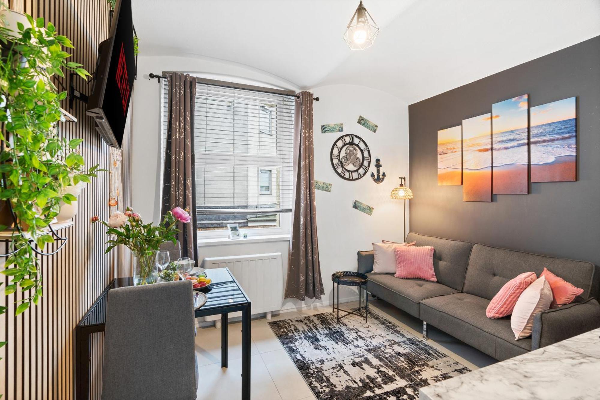 Gioestate Holiday, With Free Parking, Flat33 Apartment Brighton