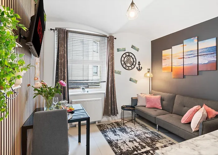 Gioestate Holiday, With Free Parking, Flat33